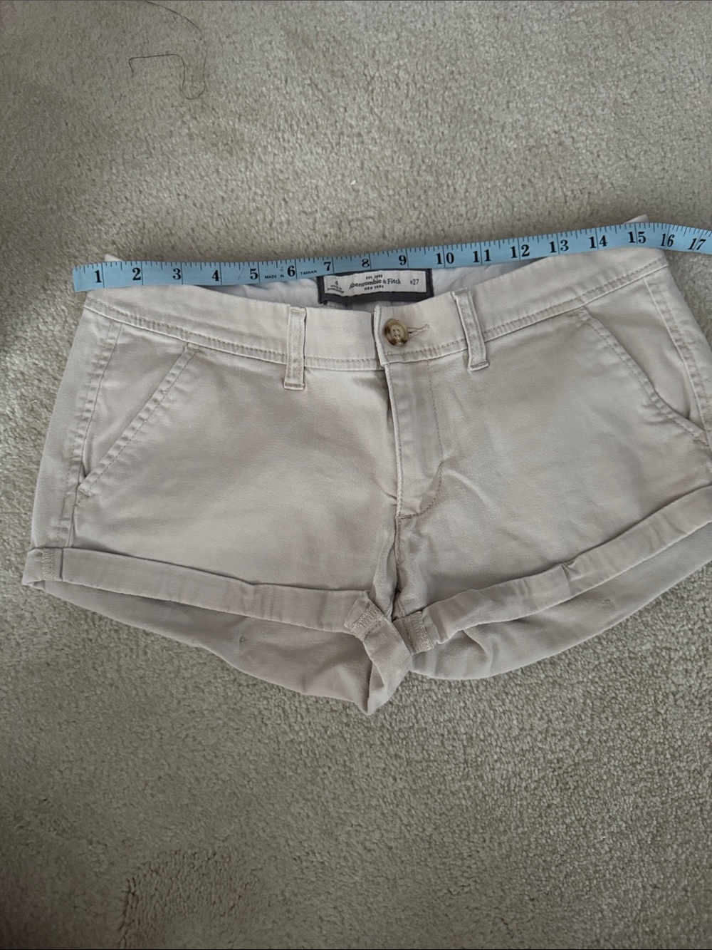 Abercrombie and Fitch Beige Shorts - Picture 3 of 3